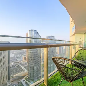 https://first-class-2br-with-full-dubai-skyline-sea-view-2.dubaihotelsoffers.com